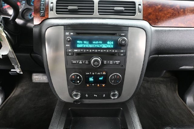 Used 2012 GMC Yukon XL SLT w/ SLT-2 Equipment Package AWD/4WD image 25