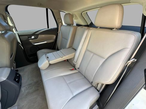 Used 2011 Ford Edge Limited w/ Driver Entry Pkg FWD image 35