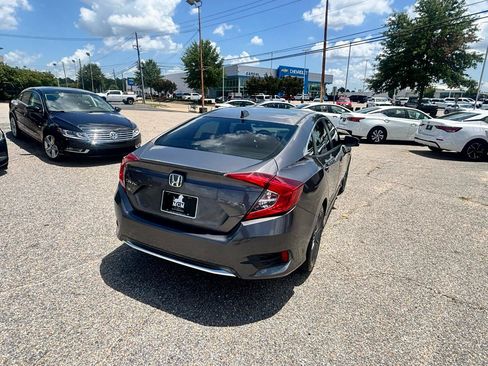 Used 2019 Honda Civic EX image 29