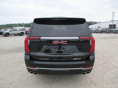 New 2026 GMC Yukon XL AT4 AWD/4WD image 5