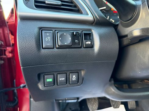 Used 2017 Nissan Sentra SR Turbo FWD image 10