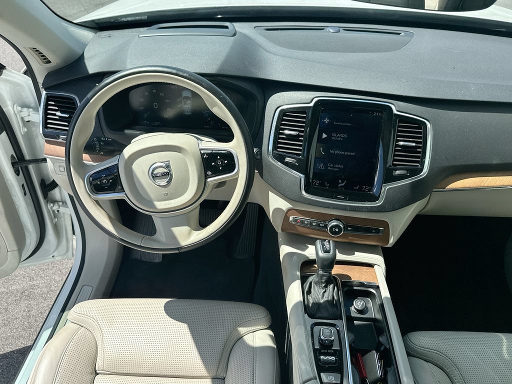 Used 2018 Volvo XC90 T6 Inscription w/ Convenience Package AWD/4WD image 19