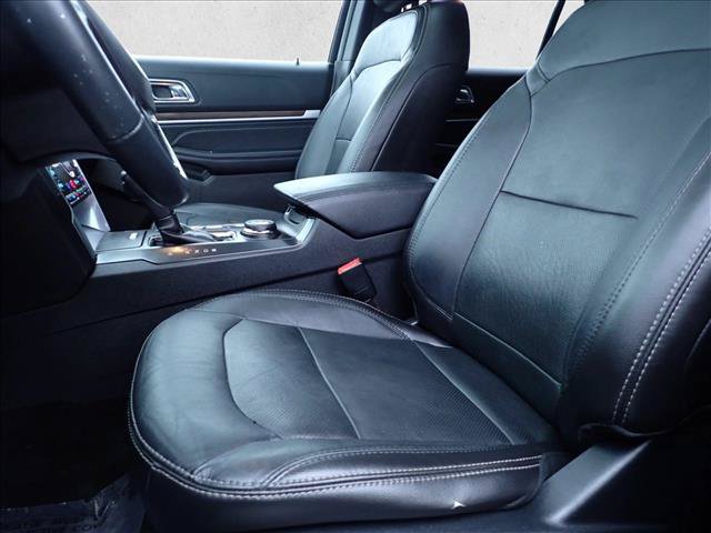 Used 2017 Ford Explorer Limited AWD/4WD image 13