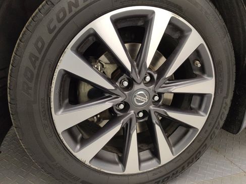 Used 2017 Nissan Altima 2.5 SL w/ 2.5 Technology Package image 31