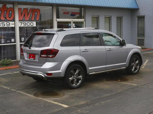 Used 2015 Dodge Journey Crossroad w/ Driver Convenience Group AWD/4WD image 18
