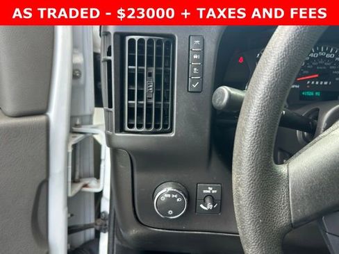 Used 2022 Chevrolet Express 2500 w/ Driver Convenience Package image 17
