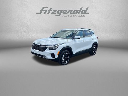 Used 2025 Kia Seltos EX w/ EX Sunroof Package AWD/4WD image 3