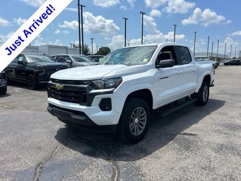 Used 2024 Chevrolet Colorado LT w/ LT Convenience Package II RWD image 7