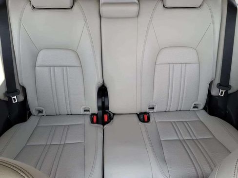 Used 2024 Honda HR-V EX-L image 16