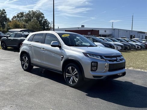 Used 2023 Mitsubishi Outlander Sport ES image 3