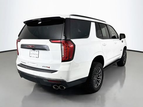 Used 2024 GMC Yukon AT4 w/ AT4 Premium Package AWD/4WD image 9