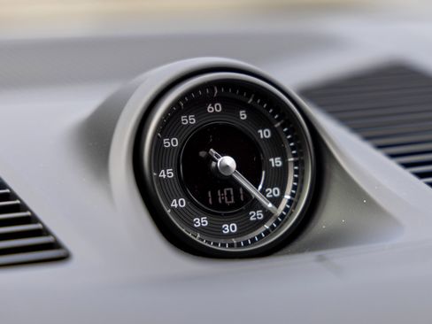 New 2025 Porsche Cayenne Coupe image 30