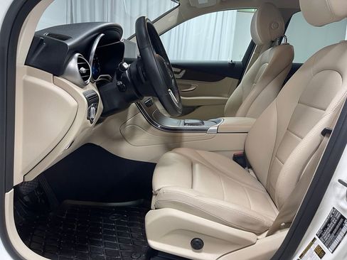 Used 2022 Mercedes-Benz GLC 300 4MATIC image 20