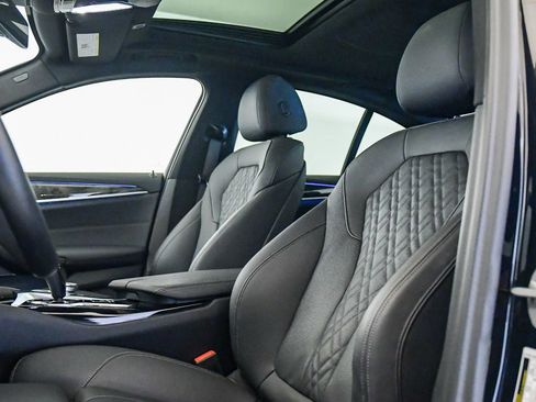 Certified 2023 BMW 530e 530e iPerformance w/ Premium Package image 19