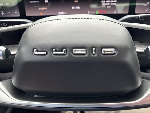 Used 2024 Lucid Air Touring AWD/4WD image 27