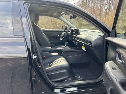 New 2026 Honda HR-V EX-L image 8