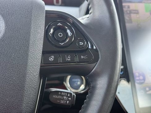 Used 2019 Toyota Prius Limited FWD image 24