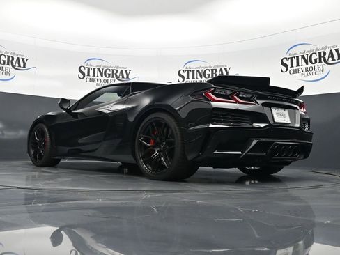 Used 2023 Chevrolet Corvette Z06 w/ Stealth Interior Trim Package image 21