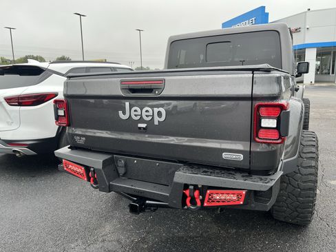 Used 2020 Jeep Gladiator Overland w/ LED Lighting Group image 6