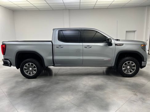 Used 2025 GMC Sierra 1500 AT4 AWD/4WD image 8
