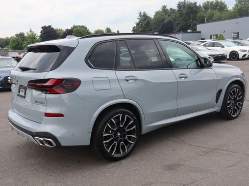 Used 2026 BMW X5 M60i AWD/4WD image 6