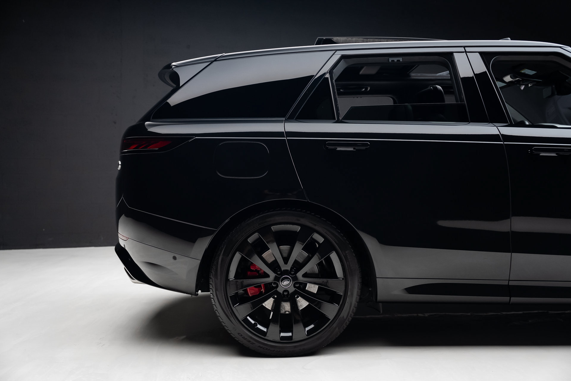 Used 2023 Land Rover Range Rover Sport First Edition AWD/4WD image 37
