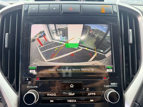 Used 2020 Subaru Ascent Limited w/ Technology Package AWD/4WD image 5
