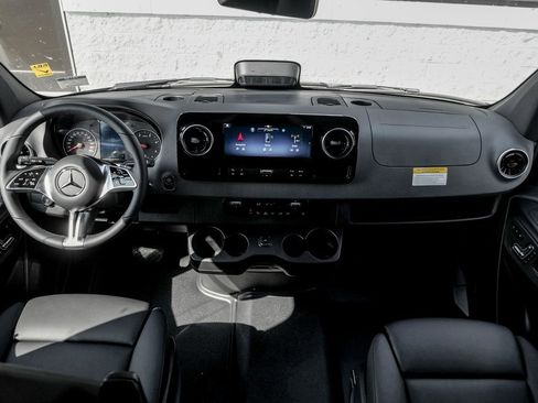 New 2025 Mercedes-Benz Sprinter 2500 image 20
