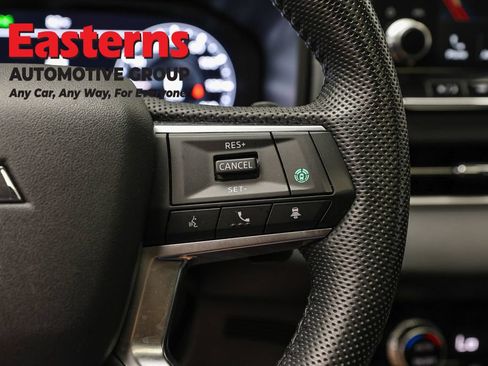 Used 2023 Mitsubishi Outlander SE AWD/4WD image 73