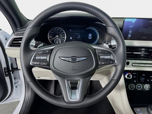 New 2025 Genesis G70 2.5T image 12
