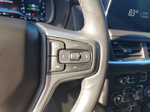 Used 2022 Chevrolet Tahoe Z71 w/ Luxury Package AWD/4WD image 25