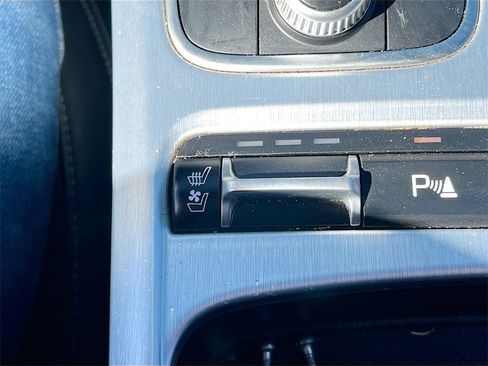 Used 2023 Kia Stinger GT2 image 21