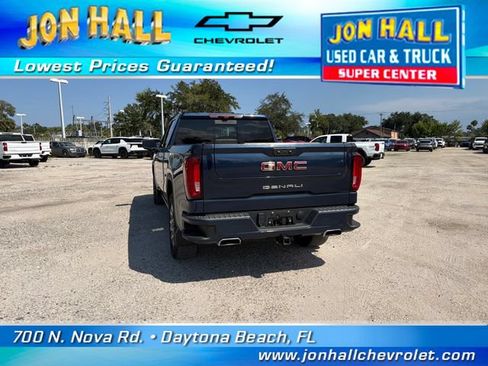 Used 2023 GMC Sierra 1500 Denali w/ Denali Reserve Package AWD/4WD image 8