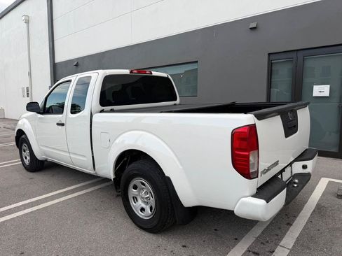 Used 2018 Nissan Frontier S RWD image 4