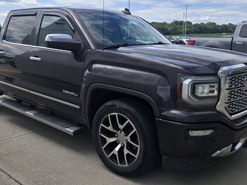 Used 2016 GMC Sierra 1500 Denali AWD/4WD image 2