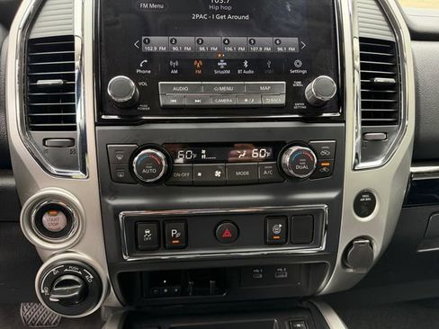 Used 2021 Nissan Titan SV w/ SV Convenience Package AWD/4WD image 17
