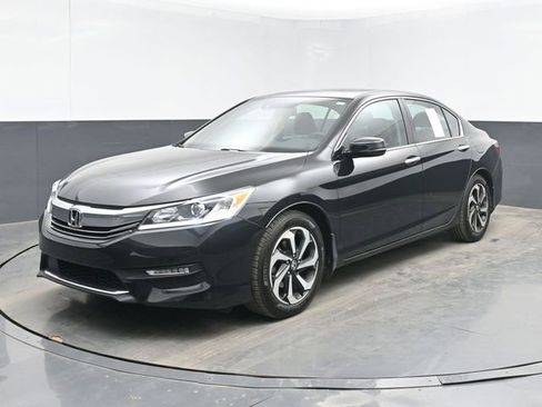Used 2017 Honda Accord EX-L image 5
