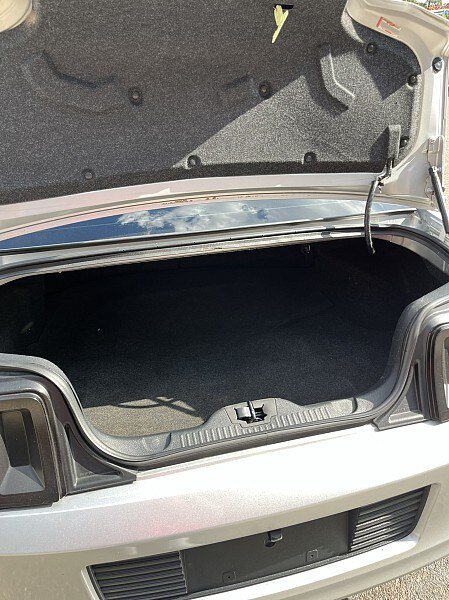 Used 2014 Ford Mustang Coupe RWD image 16