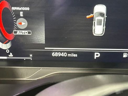 Used 2023 Nissan Pathfinder Platinum w/ Cargo Package image 18