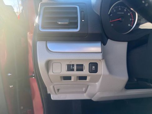 Used 2018 Subaru Forester 2.5i w/ Alloy Wheel Package image 31