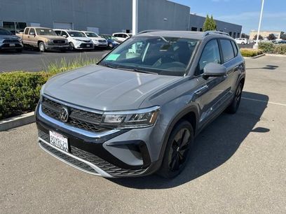 Used 2023 Volkswagen Taos SE