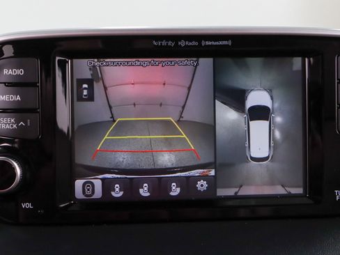 Used 2021 Hyundai Tucson Limited image 18