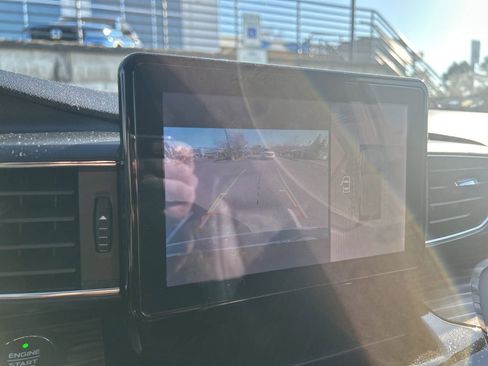 Used 2021 Ford Explorer Limited w/ Equipment Group 301A image 10