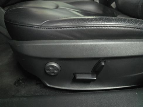 Used 2014 Tesla Model S 85 image 38