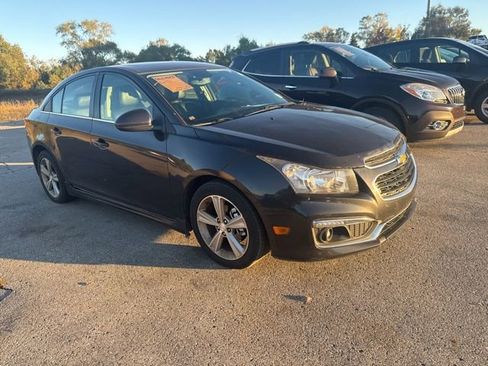 Used 2015 Chevrolet Cruze LT w/ Sun, Sound and Sport Package image 6