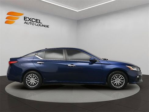 Used 2019 Nissan Altima 2.5 S image 6