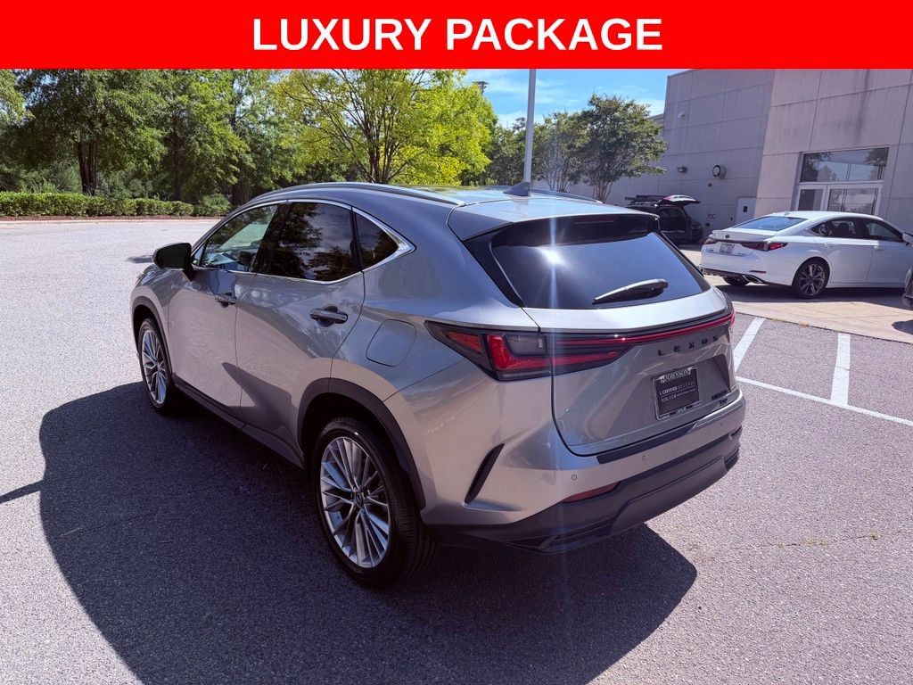 Certified 2026 Lexus NX 350 AWD w/ Accessory Package (Z2) image 5