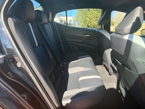 Used 2025 Toyota Camry SE image 26