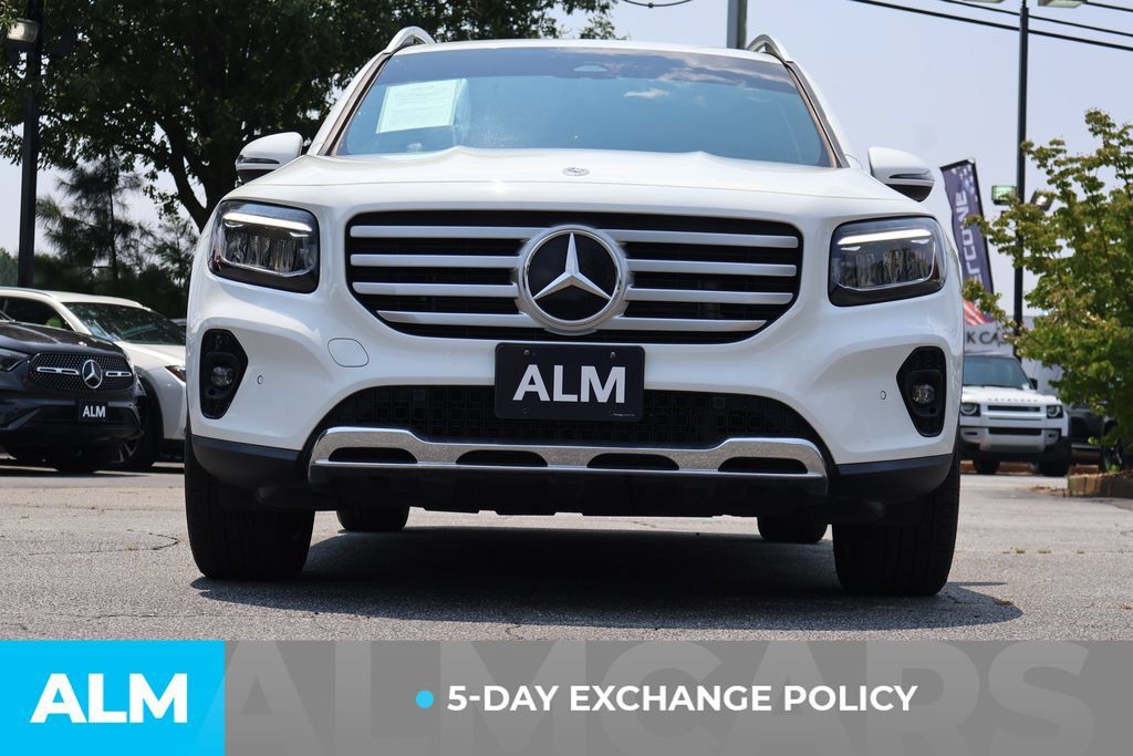 Used 2024 Mercedes-Benz GLB 250 image 3