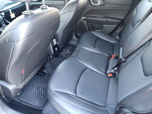 New 2025 Jeep Compass Trailhawk image 25